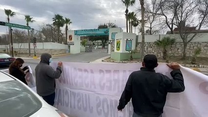 Protestan familiares de desaparecidos en Cuartel Militar de Nuevo Laredo