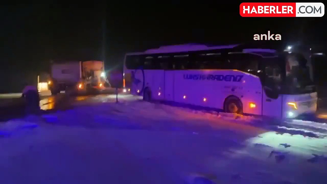 Yozgat'ta Kar Yağışı ve Tipi Ulaşımı Etkiledi, Eğitime Ara Verildi