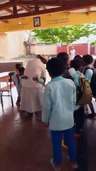 Le retour de soeur Elsy