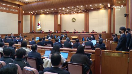尹 “직접 여쭙게 해달라” 요구했지만 헌재 불허