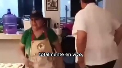Ayudan bomberos de Los Cabos a Guerrero con venta de donas