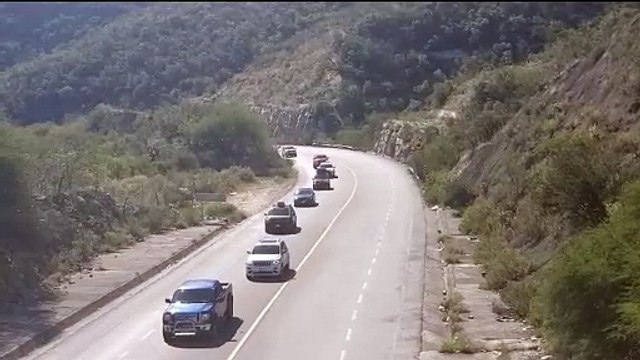 Apoya Guardia Estatal a Paisanos que ingresan por el estado
