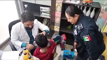 Rescatan policías de  Escobedo a seis niños en situación de abandono
