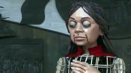 Amal visita la Cámara de Diputados con un mensaje de paz y amor para la niñez