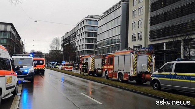 A Monaco auto piomba sulla folla a vigilia Conferenza sulla Sicurezza