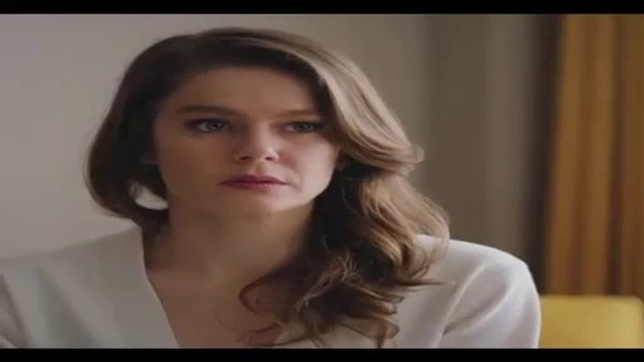 73.2. T.R.A.S-E.L-C.R.I.S.T.A.L ❤️ (Camdaki Kız). 2ª Parte Capítulo 73 Audio Español HD. ❤️ Con Burcu Biricik, Selma Ergeç, Feyyaz Serifoğlu. Serie Turca