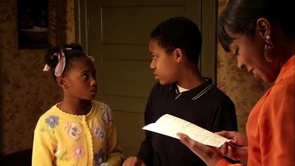 Everybody_Hates_Chris___Chris_Gets_Busted_Lying_About_Getting_an_A_on_His_Report_Card(360p)
