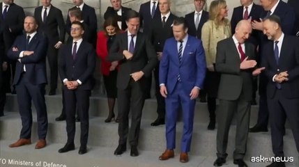 Prove tecniche di convivenza: al vertice Nato la prima volta di Hegseth