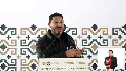 Encabeza Martí Batres nueva entrega de escrituras y testamentos para capitalinos