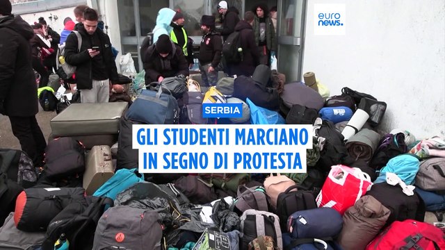 Serbia, le proteste studentesche non si fermano: in centinaia in marcia verso Kragujevac