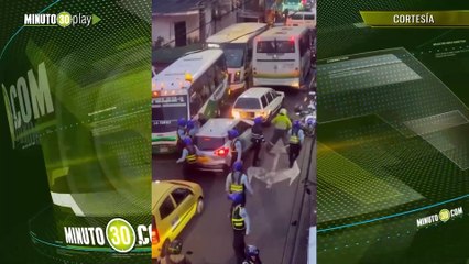 ¡Ni Jackie Chan manda esas patadas! Operativo de tránsito en Aranjuez terminó en trifulca esta madrugada