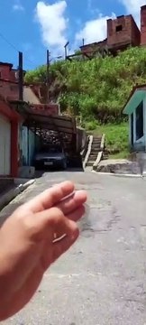 Buracos, escuridão e insegurança: moradores da Chã do Bebedouro cobram ação da Prefeitura