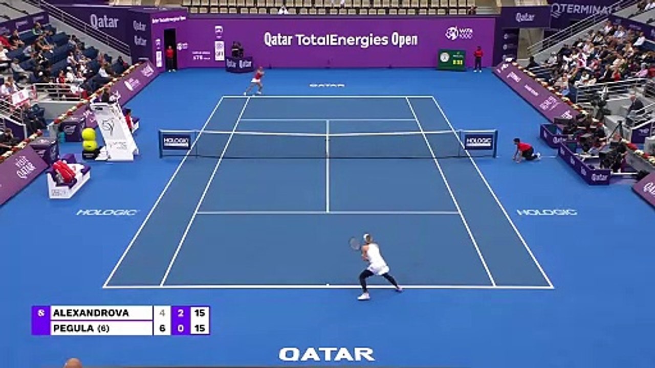 Doha - Pegula craque contre Alexandrova