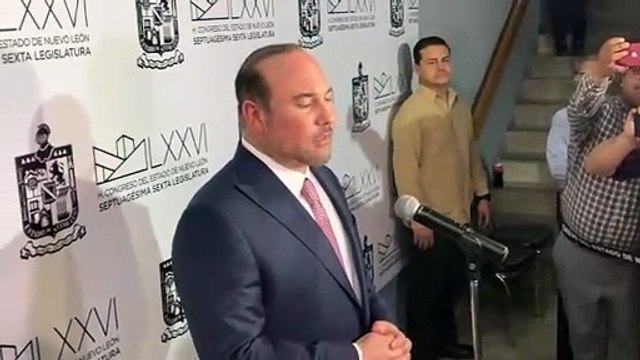 Toma Congreso protesta a Arturo Salinas como gobernador interino