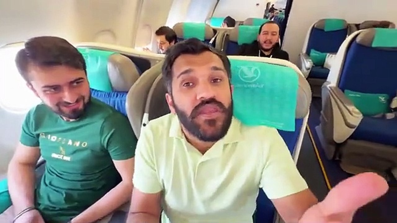 Finally Back in Lahore Mama Gone emotional Business Class for Friends🤑