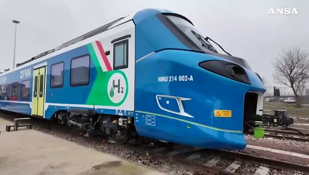 Presentato a Rovato il primo treno a idrogeno italiano