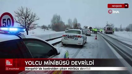 Nevşehir’de kontrolden çıkan minibüs devrildi