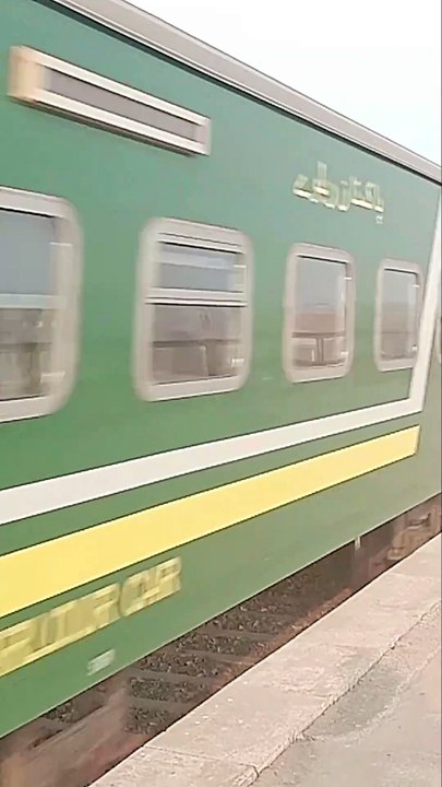 Pakistan Railways vs Indian Railways