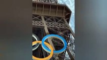 Escala hombre torre Eiffel y es detenido (VIDEO)