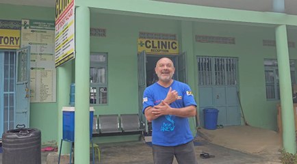 El chileno que instala pozos de agua para las familias de Uganda