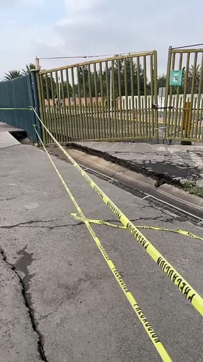 ¡Se hunde el Bosque de Aragón!…aparece enorme grieta sobre Loreto Fabela