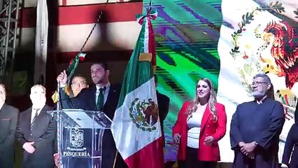 Fuegos pirotécnicos y música en el 213 aniversario del Grito en Pesquería