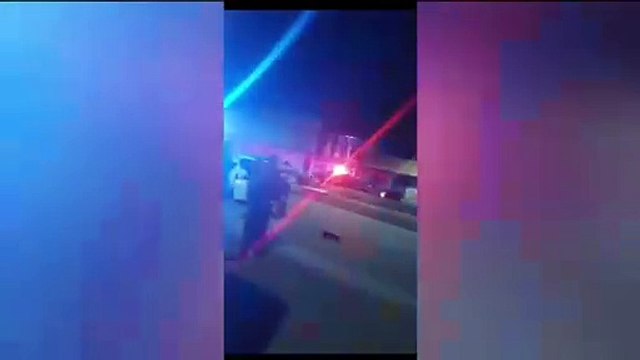 VIDEO: Mueren 2, destrozan auto en choque con muro del Mexibús en Ecatepec