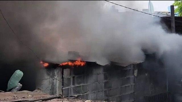 Protección Civil Nuevo León apaga incendio en colonia Independencia