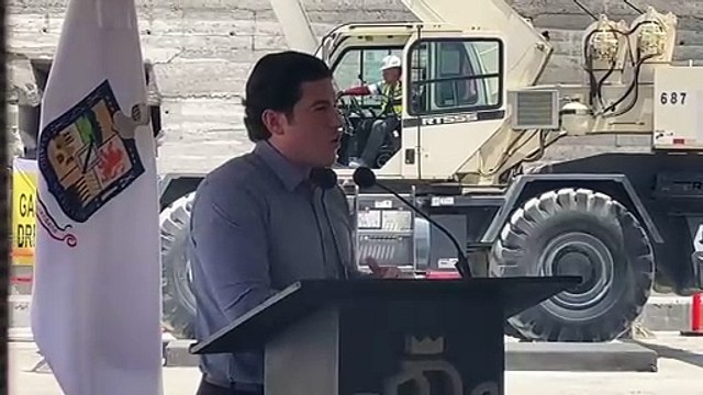 Samuel García realiza cierre hidráulico de la Presa Libertad