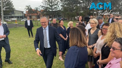 PM Albanese heckled during Illawarra visit
