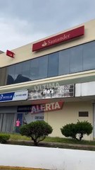 ¡Afuera del banco! Roban 150 mil pesos a hombre en Monterrey