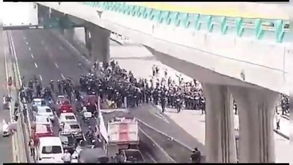 Retiran a maestros con la fuerza pública y reabren circulación  en Periférico