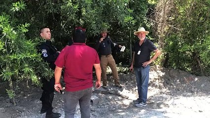 Dos detenidos por contaminar arroyo pluvial en Escobedo; los multan con 207 mil