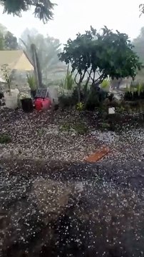 Sorprende lluvia intensa y granizada en Galeana, Nuevo León