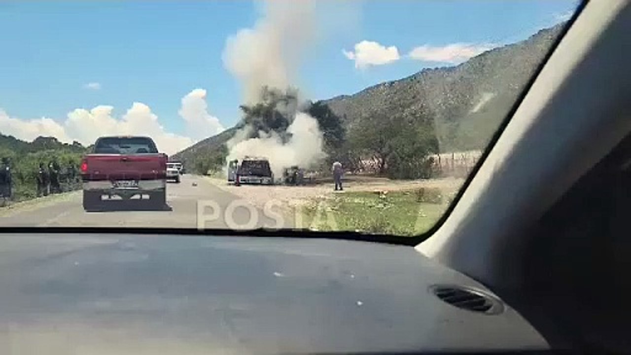 Se queman 5 millones de pesos en incendio de camión de valores en Aramberri