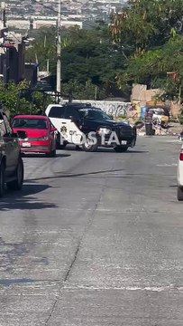 Asegura Fuerza Civil casa usada para almacén de drogas y armas en Monterrey