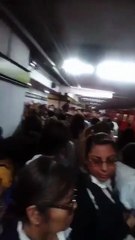 Avise que llegará tarde, por culpa de las fallas en el Metro: usuario de Línea 3
