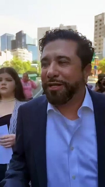 Denuncian a extitular de la SEP por entrega de libros de texto con errores