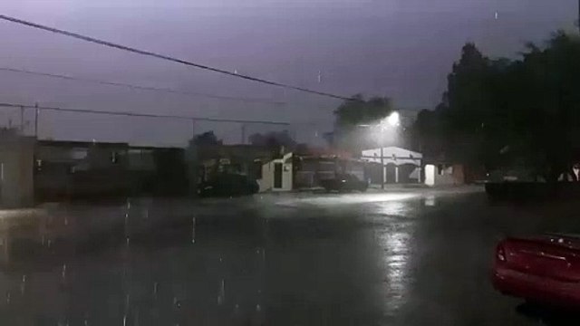 Lluvias y vientos fuertes en Nuevo León por frente frío; sin personas lesionadas