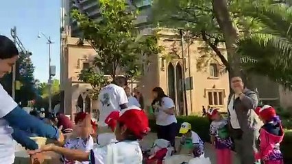 Corren por los niños y sus derechos en paseo de la reforma