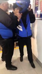 VIDEO: Denuncian abusos en pizzería de Nezahualcóyotl