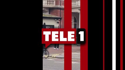 Kuran- Kerim yakan eylemci tekme tokat dövüldü