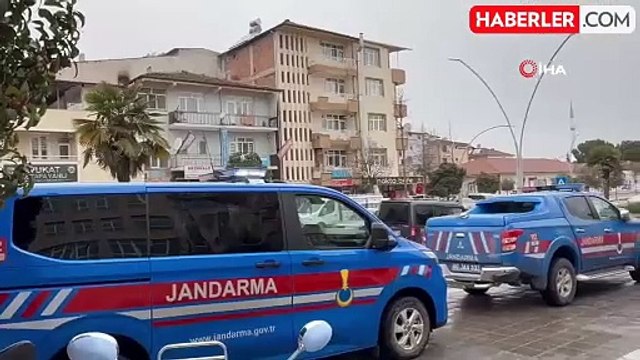 Tokat'ta Ruhsatsız Silah Operasyonu: 5 Tabanca Ele Geçirildi