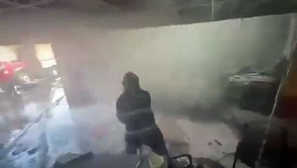 Incendio consume fábrica de botanas en Iztapalapa