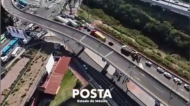 Paralizan con bloqueo la vialidad en la Vía Morelos, vecinos de Ecatepec exigen agua (VIDEO)