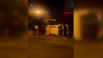 Küçükçekmece'de sürücüsünün hakimiyetini kaybettiği otomobil devrildi