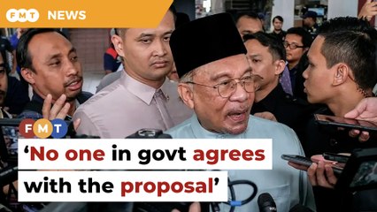 Cabinet shoots down non-Muslim religious affairs minister proposal