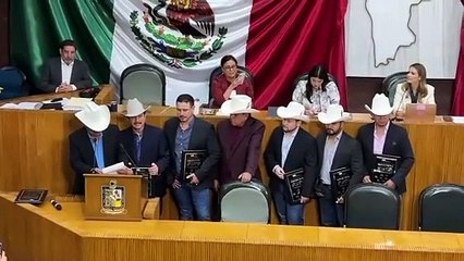 Invasores de Nuevo León reciben reconocimiento por 46 años de trayectoria