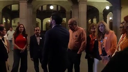 Palacio de Gobierno en Monterrey se ilumina de naranja; ¿qué significa este gesto?