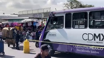 Muere mujer de la 3a edad tras ser arrollada por unidad de transporte público